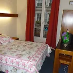 Nouvel 18 2* Paříž